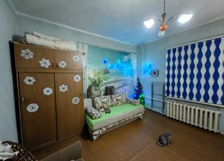 2-комнатная квартира на продажу, 62 м2, Северск, Транспортная улица, 62