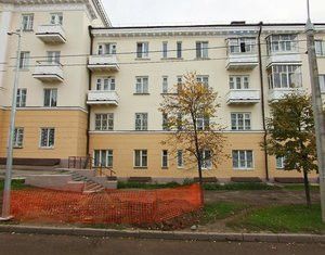 Продам трехкомнатную квартиру, 63.4 м2, Казань, улица Павлюхина, 100