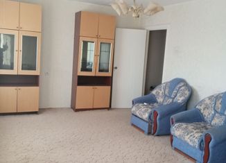 Сдам 1-ком. квартиру, 64 м2, Чайковский, улица Декабристов, 28