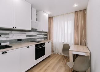 Продажа 3-комнатной квартиры, 61 м2, Новосибирск, улица Селезнева, 33, улица Селезнева