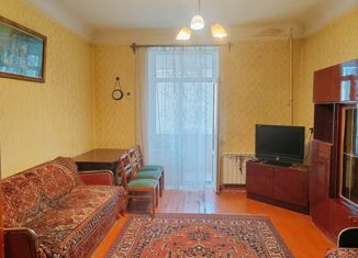 Продаю 2-ком. квартиру, 61.3 м2, Волгоград, Советская улица, 28, Центральный район