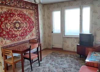 Продам 2-ком. квартиру, 43 м2, Барнаул, Индустриальный район, улица Георгиева, 9