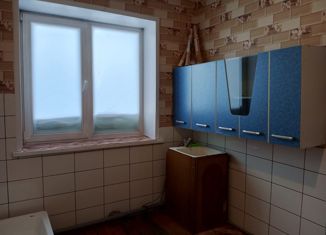 Продаю 3-ком. квартиру, 59.5 м2, поселок Демьяновка, Кемеровская улица, 1