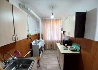 Продается 2-комнатная квартира, 46 м2, поселок Венцы, Советская улица, 39