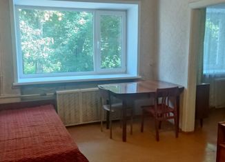 Сдается 3-комнатная квартира, 60 м2, Барнаул, Центральный район, улица Папанинцев, 109