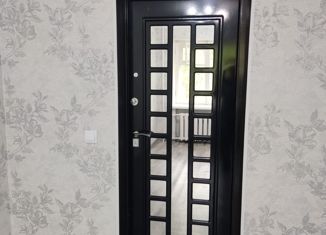 Продаю 1-ком. квартиру, 10.5 м2, Нефтеюганск, 1-й микрорайон, 10