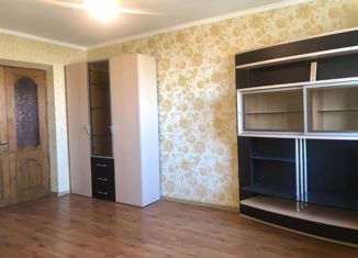 Продам 3-комнатную квартиру, 58.7 м2, посёлок городского типа Энем, улица Фрунзе, 13