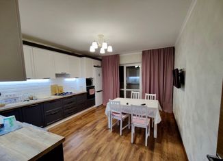 Продается 3-ком. квартира, 115 м2, Ставрополь, улица 45-я Параллель, 2, микрорайон №30