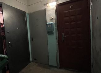 Продается трехкомнатная квартира, 54.5 м2, Тольятти, улица Горького, 48, Центральный район