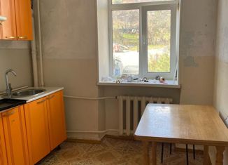 Продам 3-комнатную квартиру, 63.4 м2, Артём, Каширская улица, 18