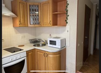 Продам 3-комнатную квартиру, 53 м2, Москва, Литовский бульвар, 3к2, Литовский бульвар