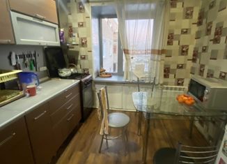 Продаю 3-ком. квартиру, 58.6 м2, город Верхний Уфалей, Каслинская улица, 5