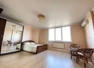 Продаю однокомнатную квартиру, 53.2 м2, Ставрополь, улица Серова, 10/1, микрорайон № 26