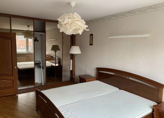 Сдается в аренду 3-ком. квартира, 80 м2, Москва, улица Крылатские Холмы, 30к8, район Крылатское