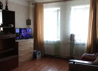 Продаю трехкомнатную квартиру, 60 м2, Кемеровская область, улица Спартака, 18А