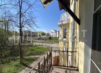 Трехкомнатная квартира на продажу, 64.3 м2, Свердловская область, улица Попова, 32