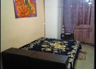 Сдам в аренду 2-ком. квартиру, 49 м2, Серов, проспект Серова, 61