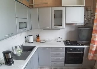 Продам 2-ком. квартиру, 54 м2, Ангарск, квартал А, 3