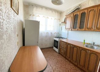 Продажа 2-ком. квартиры, 44.6 м2, Челябинск, улица Молодогвардейцев, 46