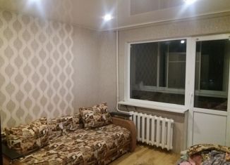 Продаю 1-комнатную квартиру, 32 м2, деревня Родина, Набережная улица, 8