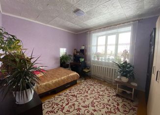 Продается двухкомнатная квартира, 45.3 м2, село Хомутово, улица Некрасова, 3