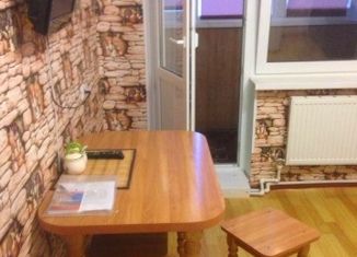 Сдаю 2-ком. квартиру, 60 м2, Краснодар, Душистая улица, 53, микрорайон Молодёжный