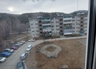 Продам 3-комнатную квартиру, 60 м2, поселок городского типа Черемушки, поселок городского типа Черемушки, 43