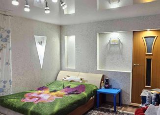 Двухкомнатная квартира на продажу, 40.3 м2, Тарко-Сале, улица Труда, 9