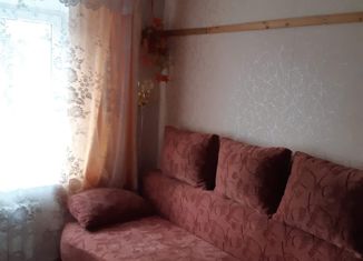 Продается 4-ком. квартира, 64.1 м2, Россошь, Пролетарская улица, 140