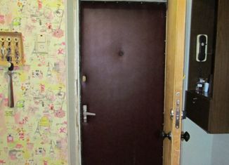 Продаю 3-комнатную квартиру, 70 м2, Москва, Ленинский проспект, 77к1, метро Университет