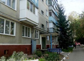 Четырехкомнатная квартира на продажу, 70 м2, Белгородская область, улица 5 Августа, 28