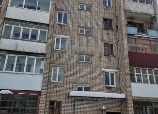 Продам 2-комнатную квартиру, 51 м2, Нелидово, улица Матросова, 21