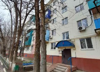 Продается 2-ком. квартира, 42 м2, Элиста, 4-й микрорайон, 4, 4-й микрорайон