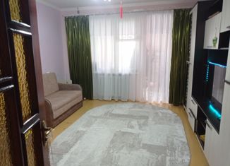 Продам 3-комнатную квартиру, 58 м2, Феодосия, улица Дружбы, 22