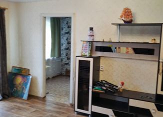 Продам двухкомнатную квартиру, 42.8 м2, Елабуга, проспект Нефтяников, 35