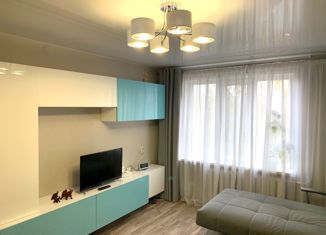 Продаю 4-ком. квартиру, 68.9 м2, Ижевск, улица имени Татьяны Барамзиной, 8, Устиновский район