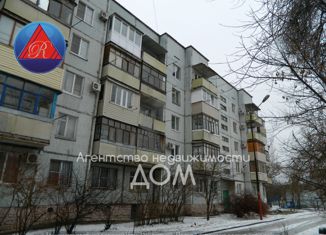 Продаю 1-ком. квартиру, 32.1 м2, Волжский, Пионерская улица, 1А