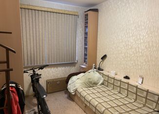 Продается 3-ком. квартира, 65.2 м2, Москва, улица Лескова, 15, улица Лескова