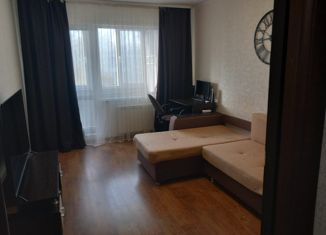 Продам 2-ком. квартиру, 45 м2, Казань, улица Лушникова, 9