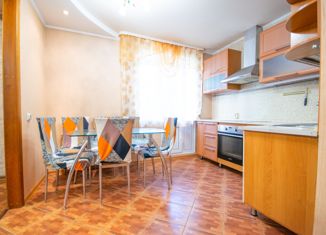 Продажа 4-ком. квартиры, 102.5 м2, Хабаровский край, Автобусная улица, 4