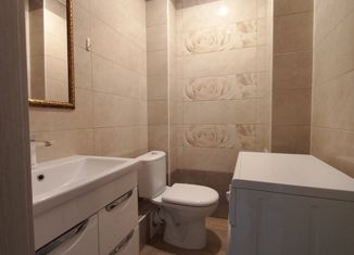 Продаю 3-комнатную квартиру, 75.6 м2, Энгельс, Трудовая улица, 12/3