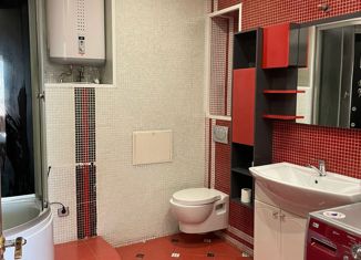 Продается 4-ком. квартира, 100.3 м2, Уссурийск, Комсомольская улица, 30