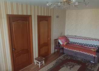 Продается 3-комнатная квартира, 49.9 м2, село Шелокша, улица Крупнова, 40