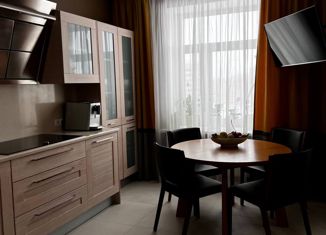 Продам трехкомнатную квартиру, 134 м2, Санкт-Петербург, улица Турку, 13к1, улица Турку