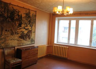 Продается 2-ком. квартира, 43.8 м2, посёлок городского типа Ульяновка, улица Калинина, 74Б