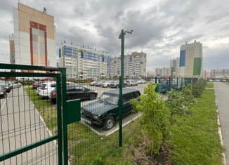 2-ком. квартира на продажу, 47 м2, Челябинск, 2-я Эльтонская улица, 65А