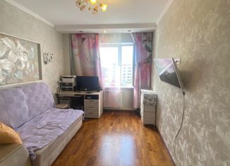 Продам 3-ком. квартиру, 78 м2, Москва, улица Брусилова, 31