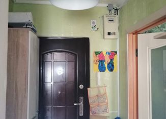 Продается 1-комнатная квартира, 30 м2, Среднеуральск, улица Парижской Коммуны, 7