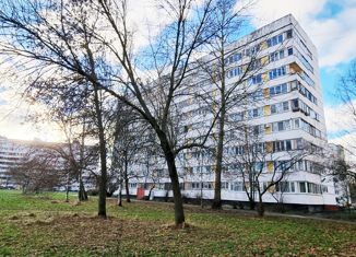 Продаю трехкомнатную квартиру, 59.7 м2, Санкт-Петербург, улица Тамбасова, 2к3, муниципальный округ Сосновая Поляна