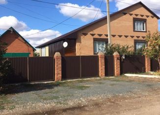 Продаю дом, 253 м2, посёлок Новосергиевка, улица Чехова, 5